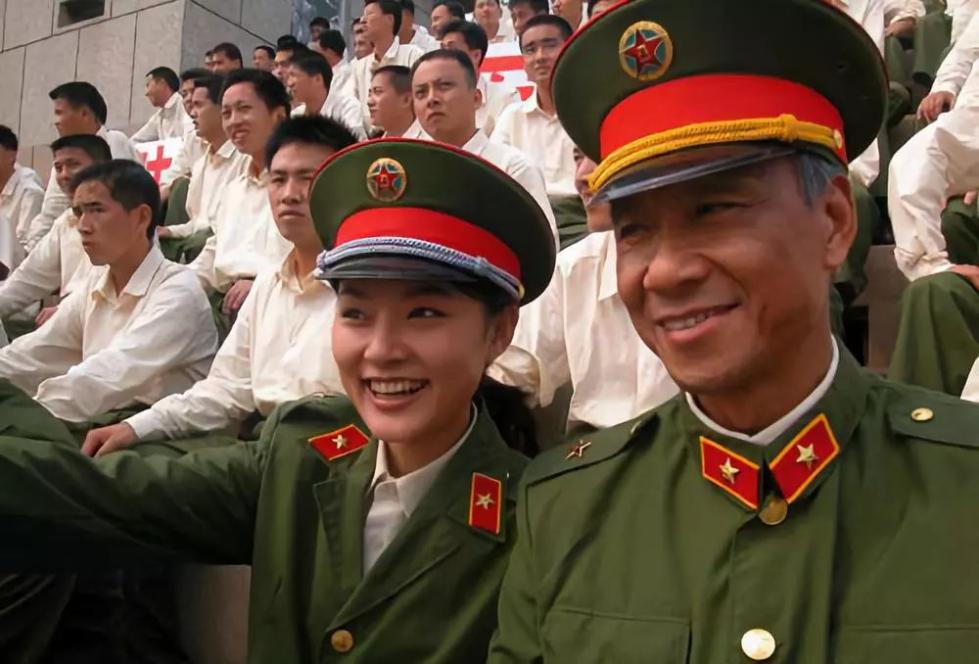 穿警服的那些女孩儿第06集